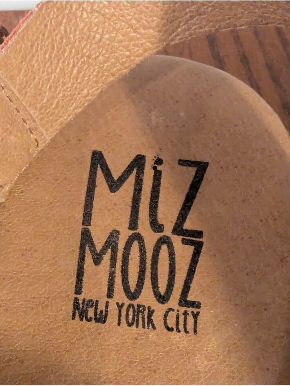 Miz Mooz Cornwall Womens Coral Leather Hook & Loop Strap Sandals Sz 38 US 7 - Picture 6 of 12